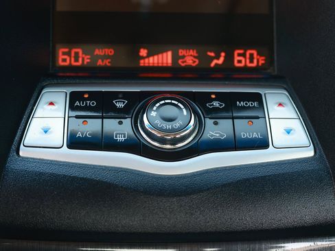 Used 2014 Nissan Maxima 3.5 S FWD image 33