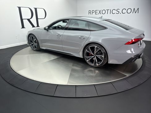 Used 2023 Audi RS 7 Sportback w/ Carbon Optic Package AWD/4WD image 3