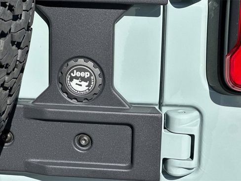 Used 2024 Jeep Wrangler Unlimited Rubicon 392 image 35