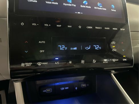 Certified 2024 Hyundai Tucson Limited AWD/4WD image 28