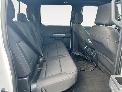 Used 2022 Ford F150 XLT w/ Equipment Group 302A High image 11