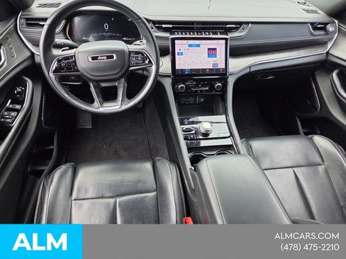 Used 2021 Jeep Grand Cherokee L Overland w/ Luxury Tech Group IV AWD/4WD image 8
