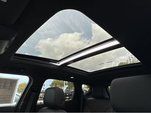 Used 2019 Chevrolet Blazer RS image 15