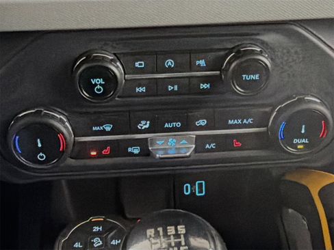 Used 2022 Ford Bronco Badlands w/ Sasquatch Package image 18