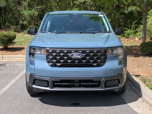 New 2026 Ford Maverick XLT w/ XLT Luxury Package FWD image 7