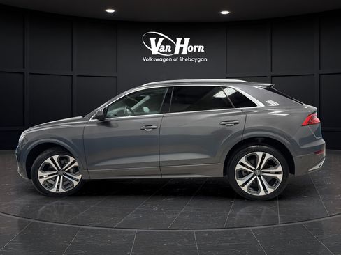 Used 2019 Audi Q8 Prestige w/ Towing Package AWD/4WD image 6