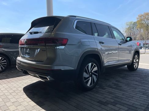 Used 2025 Volkswagen Atlas SEL image 22