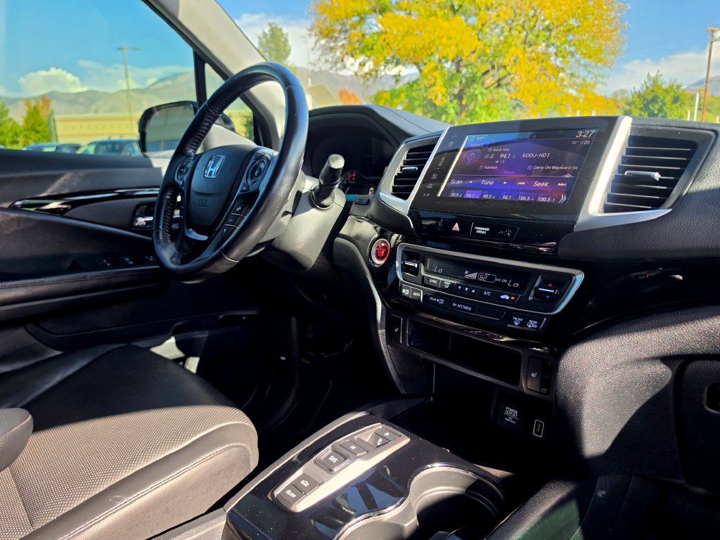 Used 2020 Honda Ridgeline RTL-E image 16