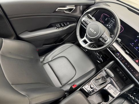 Used 2023 Kia Sportage EX FWD image 15