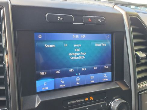 Used 2020 Ford F150 XLT w/ Equipment Group 302A Luxury AWD/4WD image 17