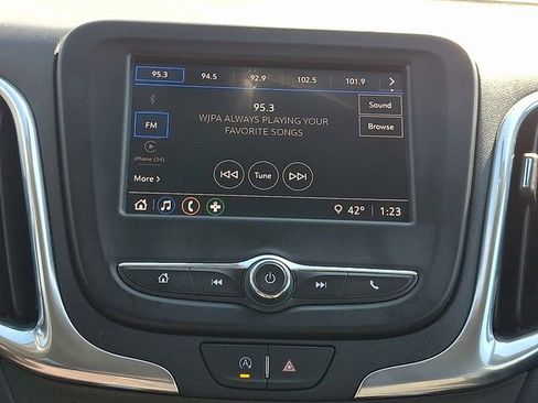 Used 2022 Chevrolet Equinox LT image 17