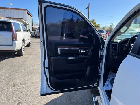 Used 2017 RAM 1500 Laramie image 26