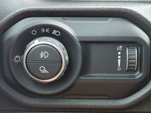 Used 2024 Jeep Gladiator Sport AWD/4WD image 26