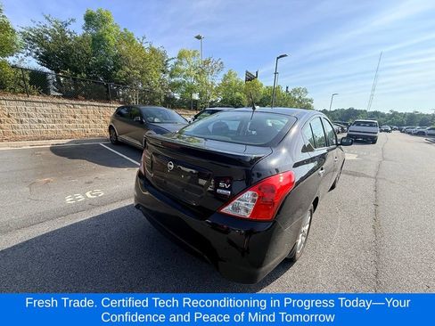 Used 2018 Nissan Versa SV w/ SV Special Edition Package FWD image 4