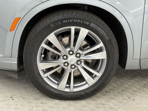 Used 2023 Cadillac XT6 Premium Luxury FWD image 13