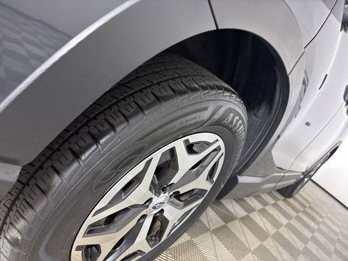 Used 2022 Subaru Forester Premium image 31