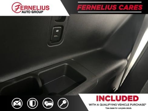 Used 2021 Chevrolet Traverse LT FWD image 26