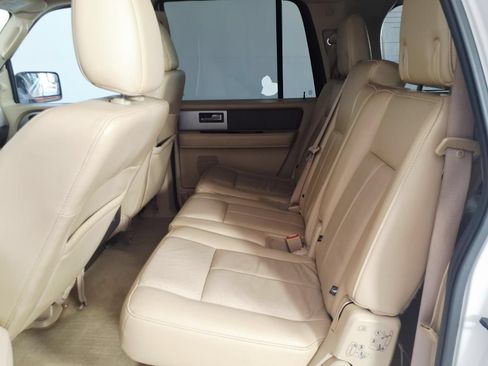 Used 2014 Ford Expedition EL XLT w/ Equipment Group 202A RWD image 11