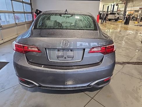 Used 2017 Acura ILX FWD image 6