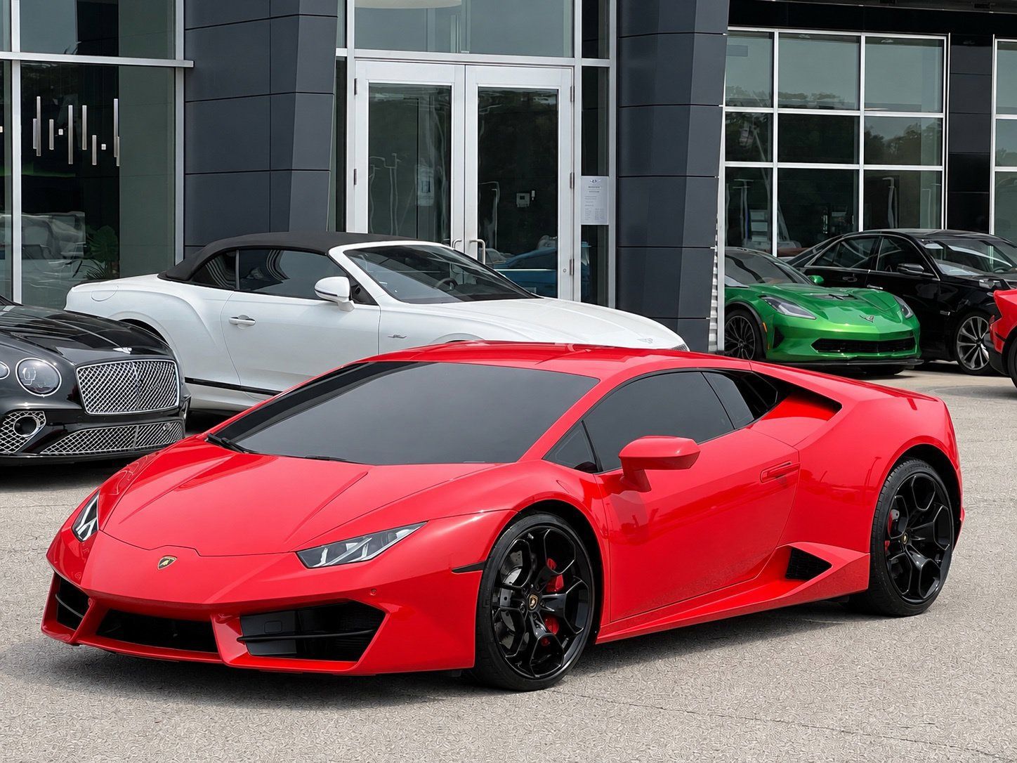 Used 2016 Lamborghini Huracan LP 580-2 RWD image 1
