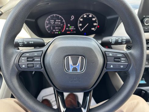 Certified 2023 Honda HR-V LX image 18