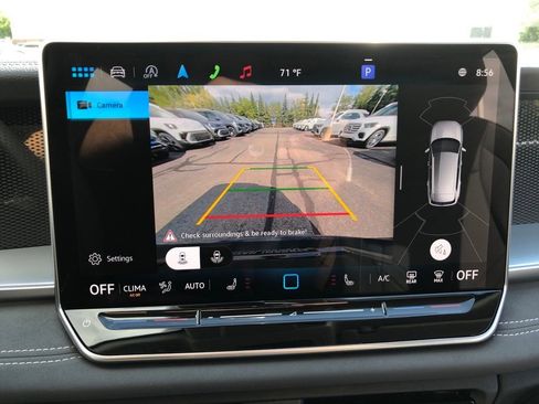 New 2025 Volkswagen Tiguan SE AWD/4WD image 25
