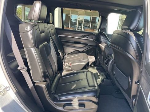 Certified 2024 Jeep Grand Cherokee L Limited w/ Luxury Tech Group II image 43