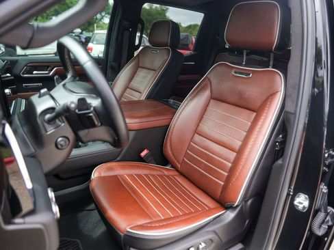 Used 2025 GMC Sierra 1500 Denali Ultimate AWD/4WD image 10