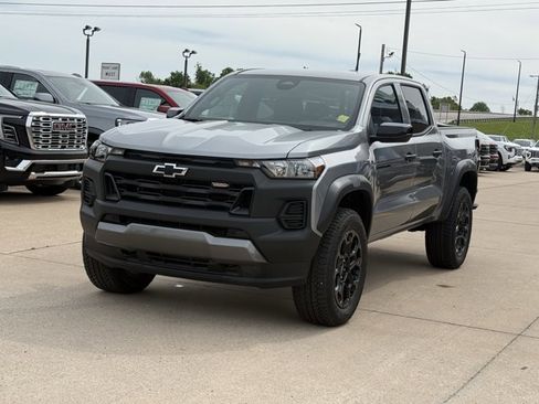 New 2026 Chevrolet Colorado Trail Boss AWD/4WD image 11