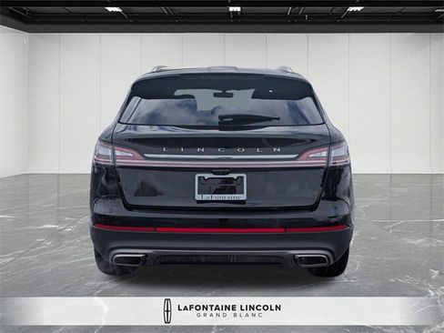 Certified 2023 Lincoln Nautilus Reserve w/ Monochromatic Package image 4