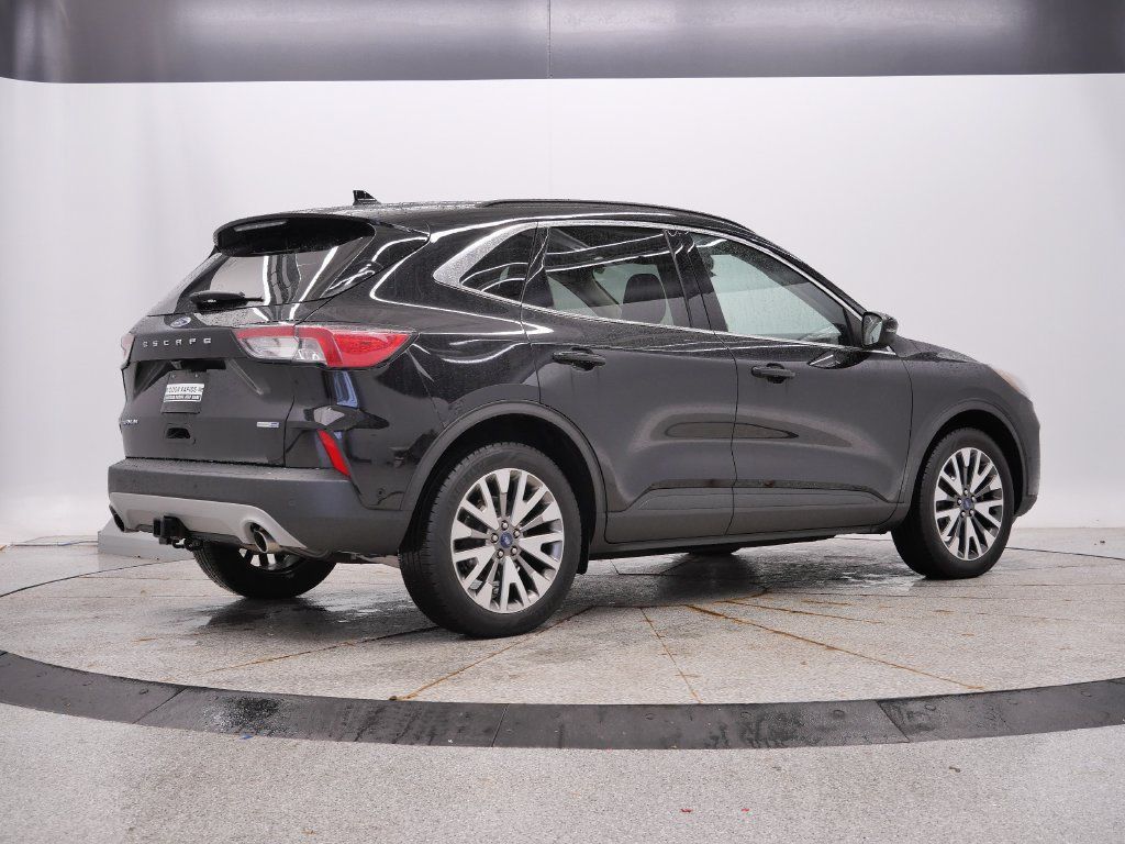 Used 2020 Ford Escape Titanium AWD/4WD image 6