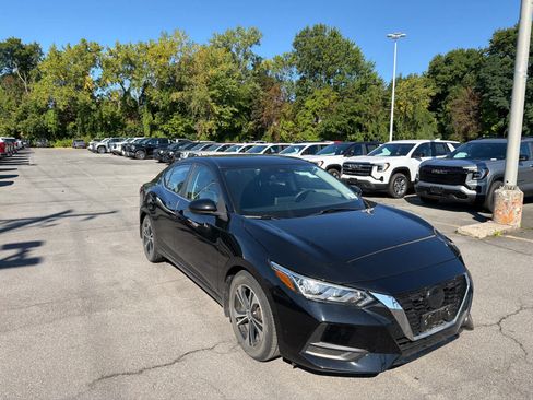 Used 2022 Nissan Sentra SV FWD image 9