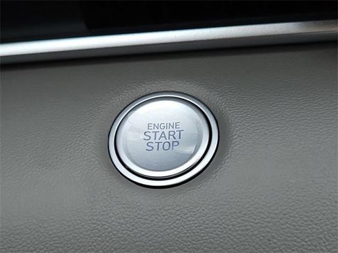 New 2025 Hyundai Elantra Sport image 20