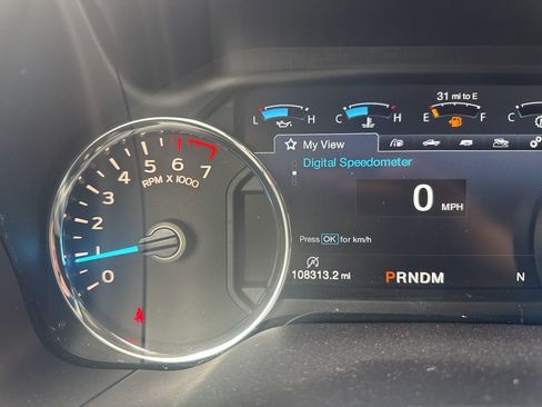 Used 2019 Ford F150 Lariat image 12