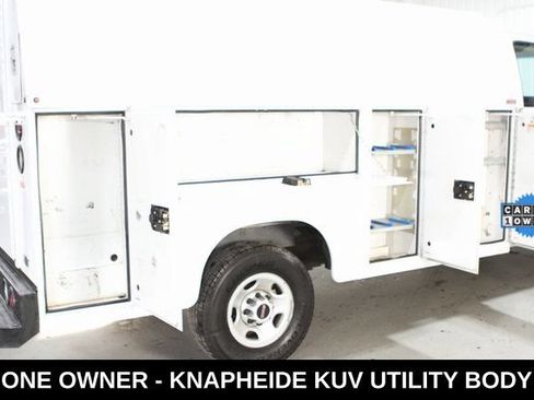 Used 2020 GMC Savana 3500 w/ Power Convenience Package RWD image 35