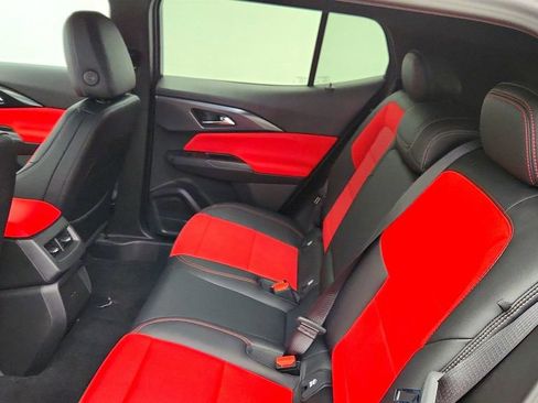 Used 2025 Chevrolet Equinox EV RS image 19