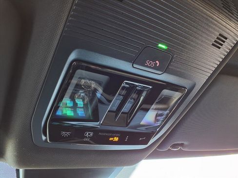 New 2026 Volkswagen Atlas Cross Sport SE image 18