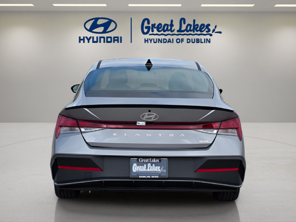 New 2026 Hyundai Elantra SEL FWD image 4