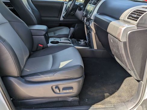 Used 2024 Toyota 4Runner SR5 Premium image 31