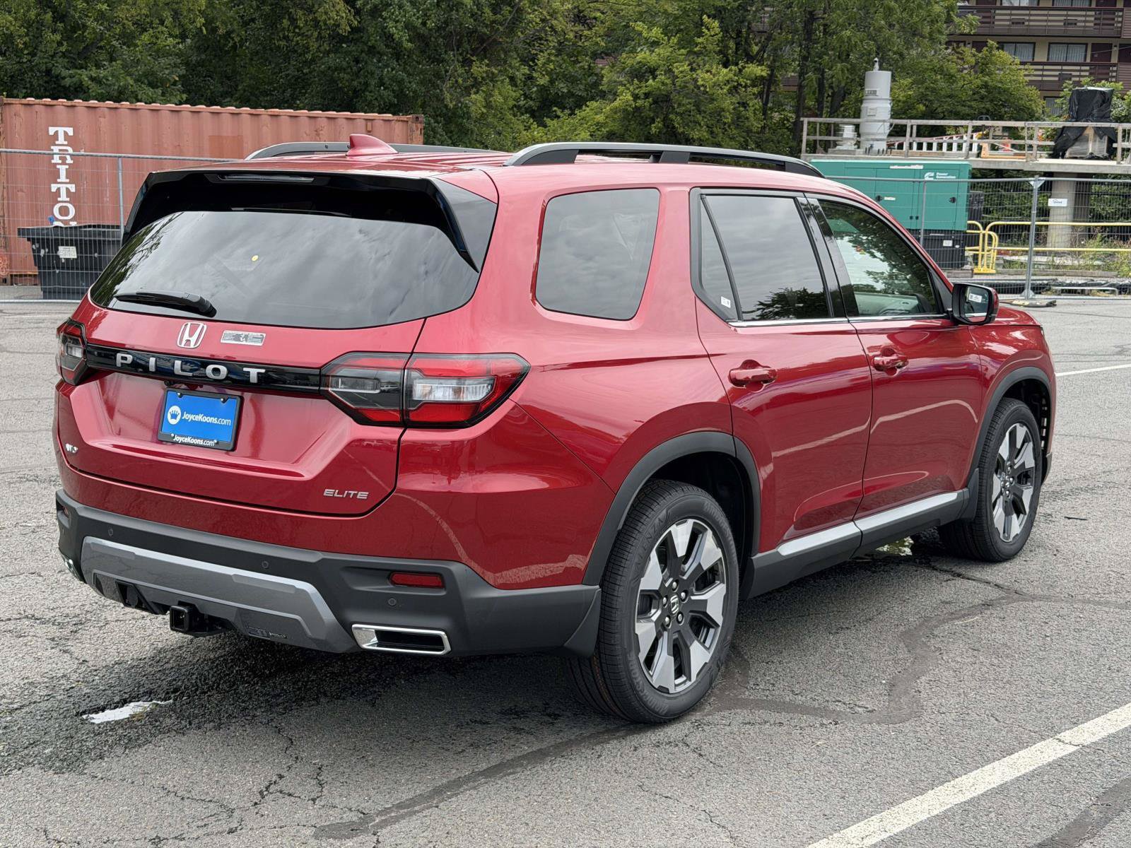New 2026 Honda Pilot Elite image 2