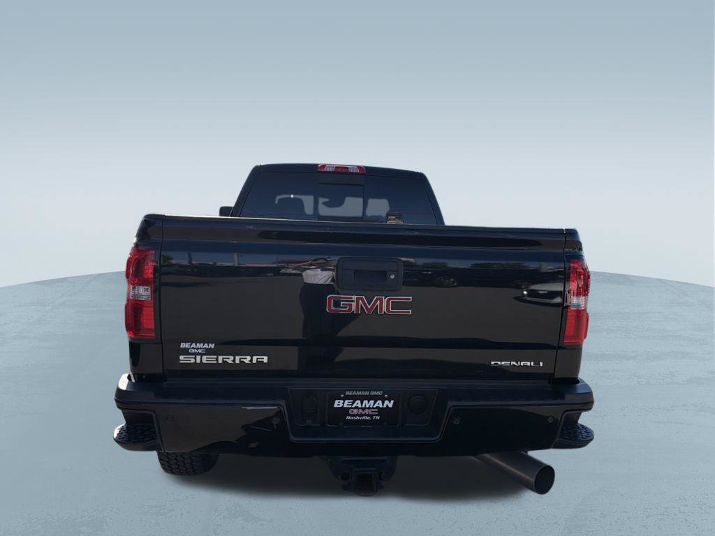 Used 2017 GMC Sierra 2500 Denali w/ Duramax Plus Package AWD/4WD image 7