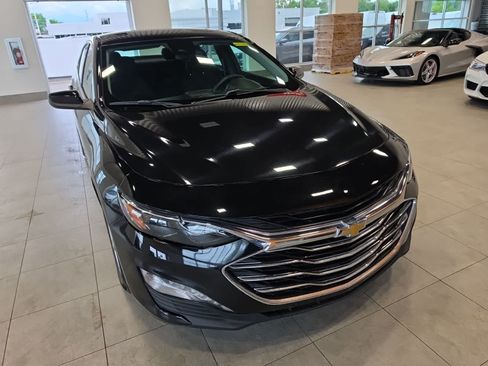 Used 2023 Chevrolet Malibu LT FWD image 4
