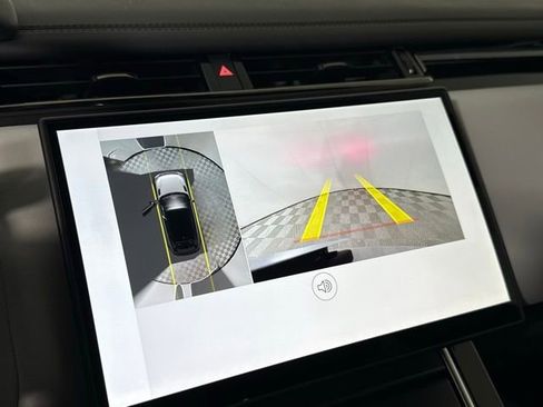 New 2026 Land Rover Range Rover Velar Dynamic SE image 17