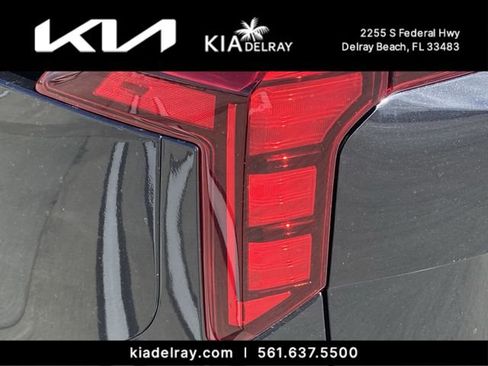 New 2026 Kia Carnival SX FWD image 7