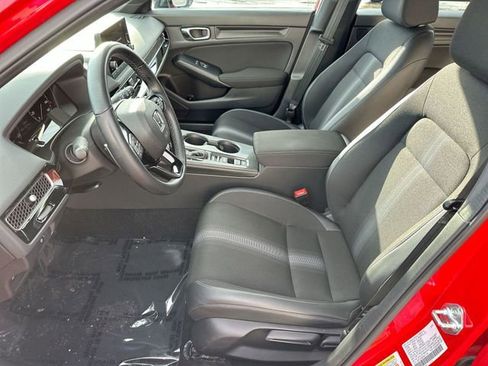 Used 2025 Honda Civic Sport image 15