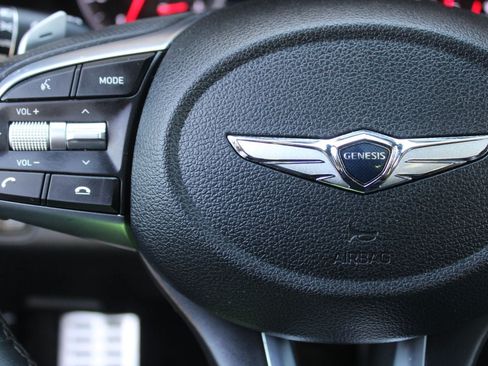 Used 2021 Genesis G70 3.3T RWD image 34