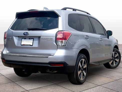Used 2017 Subaru Forester 2.5i Premium AWD/4WD image 13