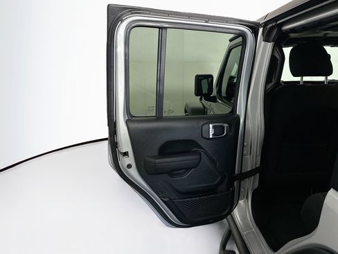 Used 2023 Jeep Wrangler Unlimited Sport image 26