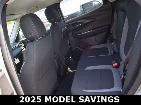 New 2025 Chevrolet TrailBlazer LT w/ Convenience Package image 18