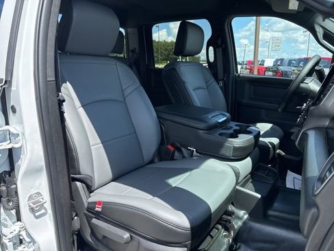 New 2026 RAM 2500 Tradesman AWD/4WD image 13